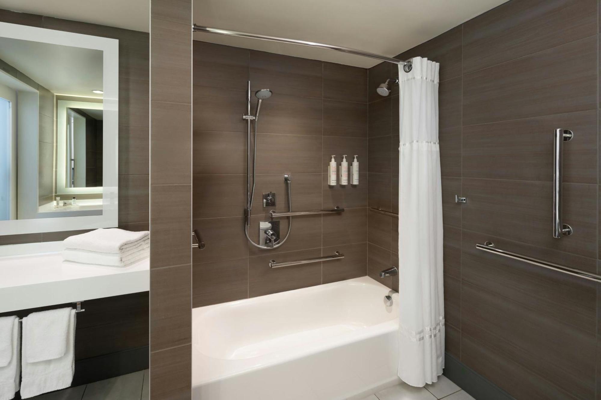 North Charleston Marriott Hotel Bagian luar foto